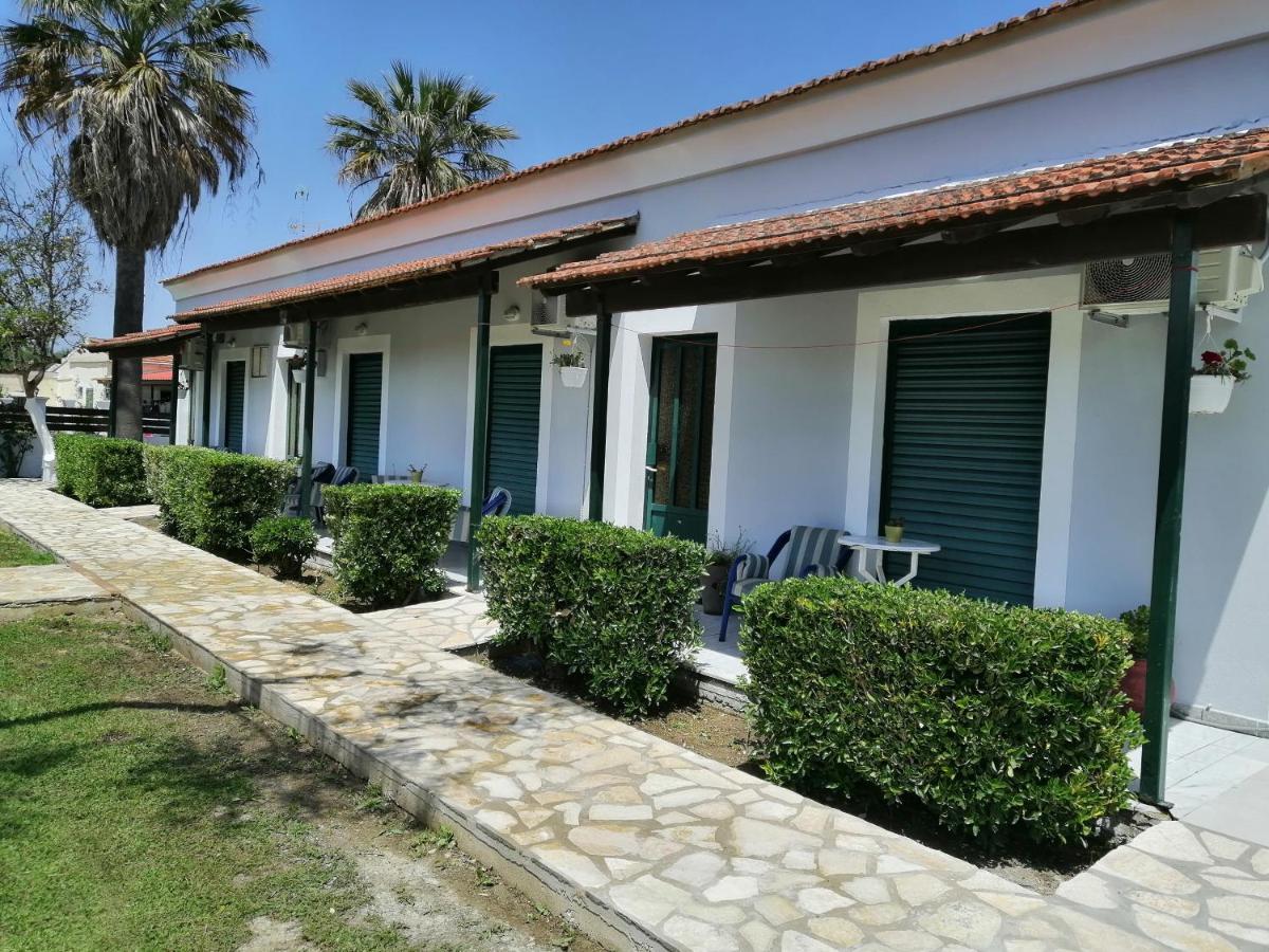 Charming Beach Studios Kavos Exterior photo